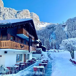 Hotel Hameau Des Prodains -, Morzine